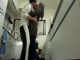 お節介なほど世話好きなママ友とのSEX隠し撮り4時間BEST③　サンプル画像16